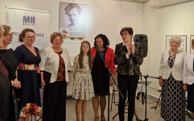 Vadócba rózsát oltok – A naszvadi Mécsvirág Irodalmi Kör bemutatkozó előadása